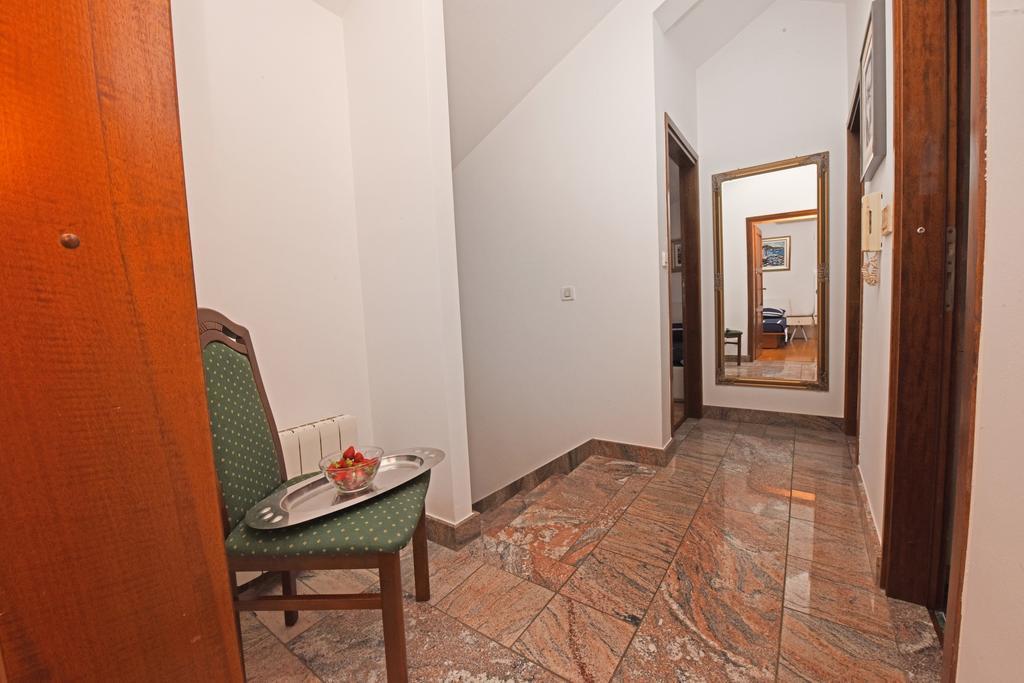 Apartment House Senna Пореч Екстериор снимка