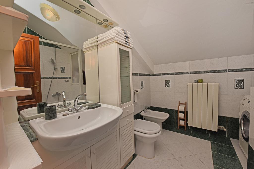 Apartment House Senna Пореч Екстериор снимка